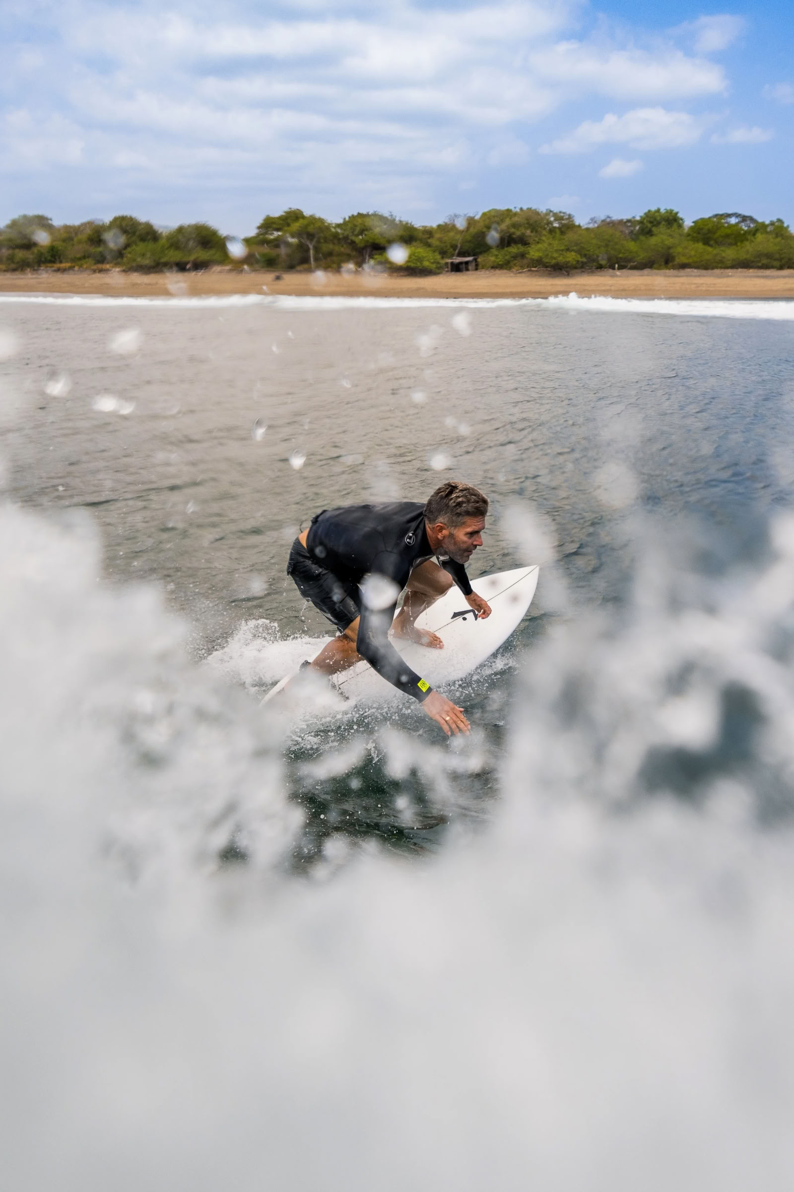 All-inclusive surfpakke til øvede og avancerede surfere
