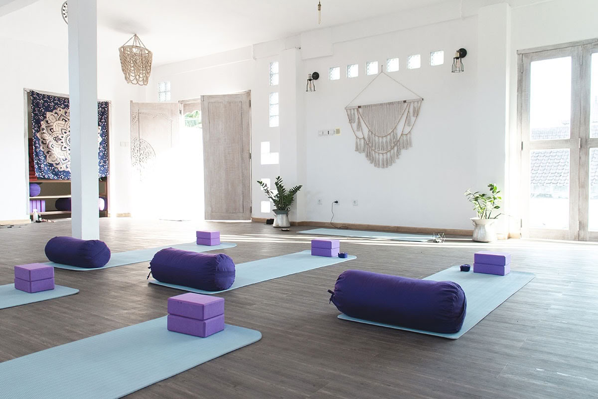 6 dages fridykning, surfing og yoga