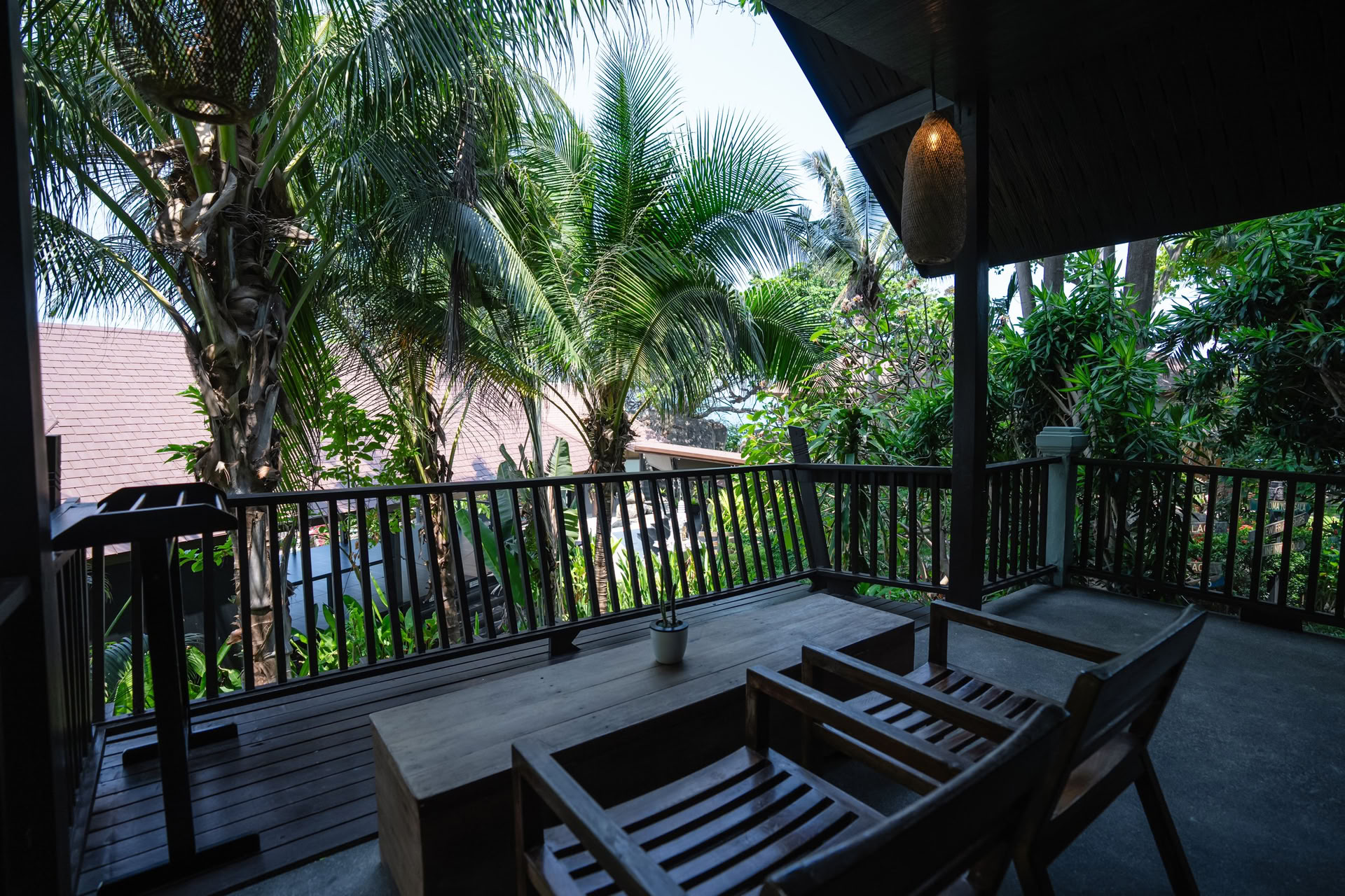 Koh Samui Yoga Retreat - Delt Prana-pod