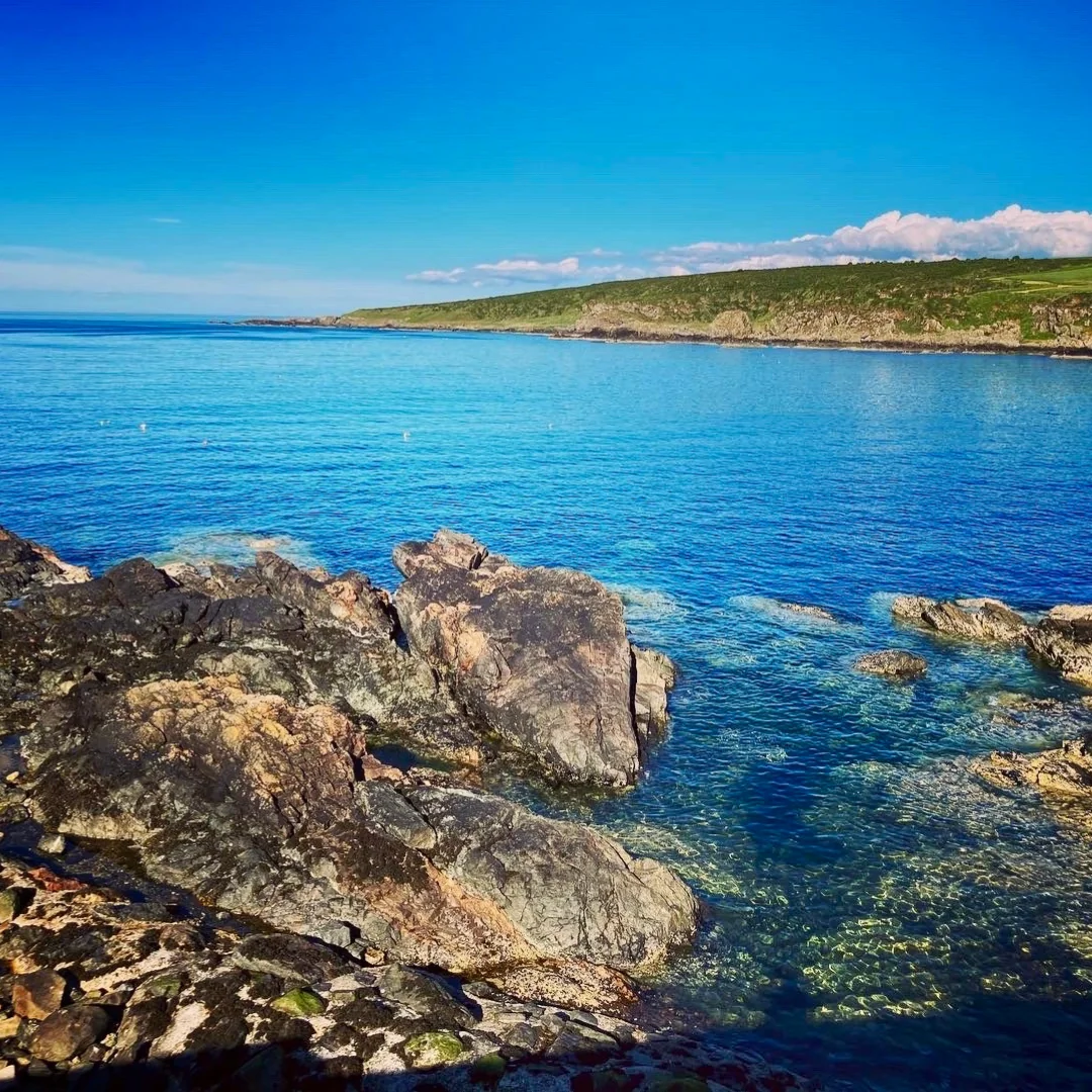 Portsoy Retreat – Stilheden Indeni