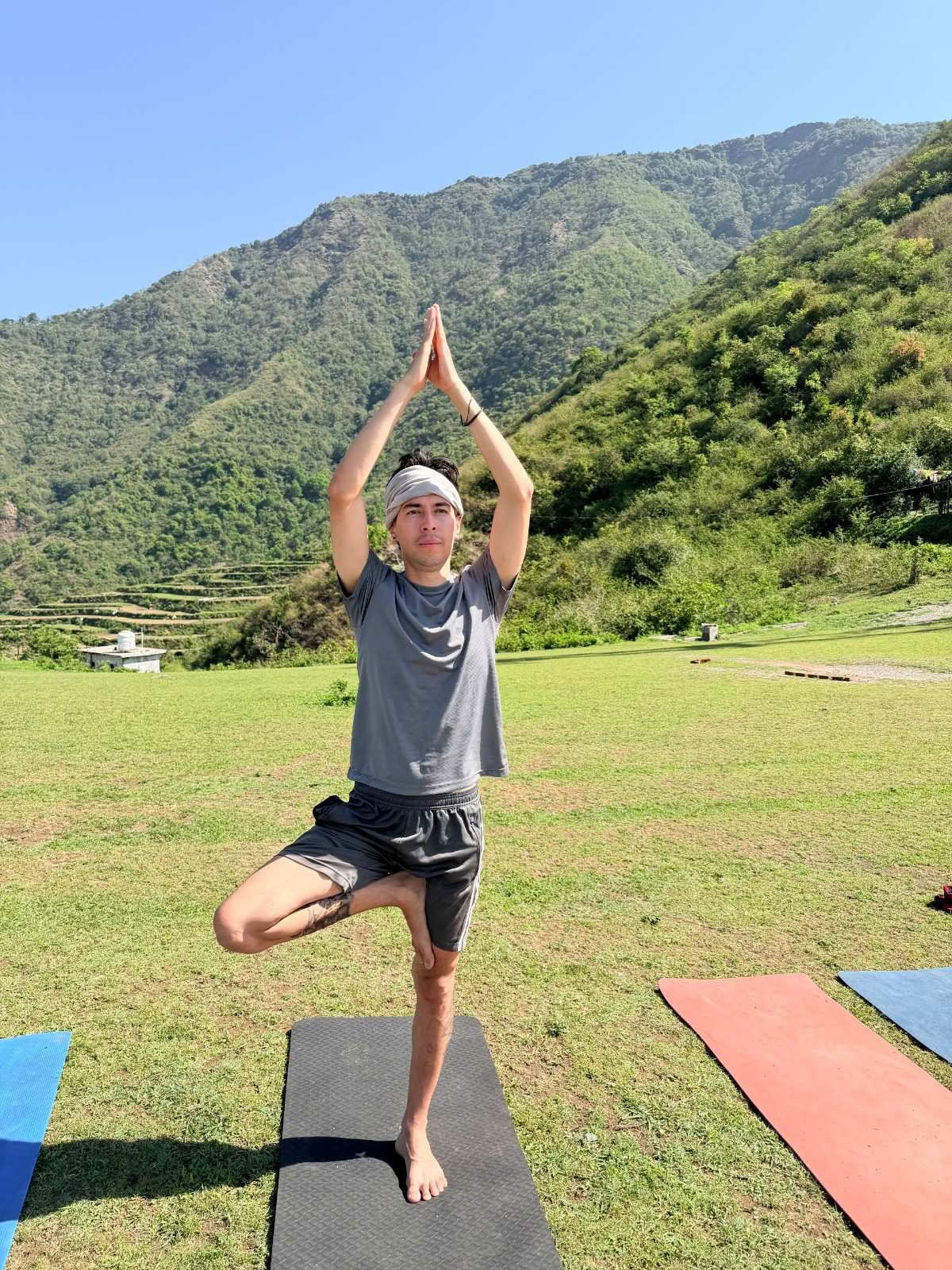 300-timers yogalæreruddannelse i Dehradun