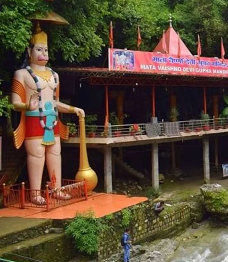 300-timers yogalæreruddannelse i Dehradun