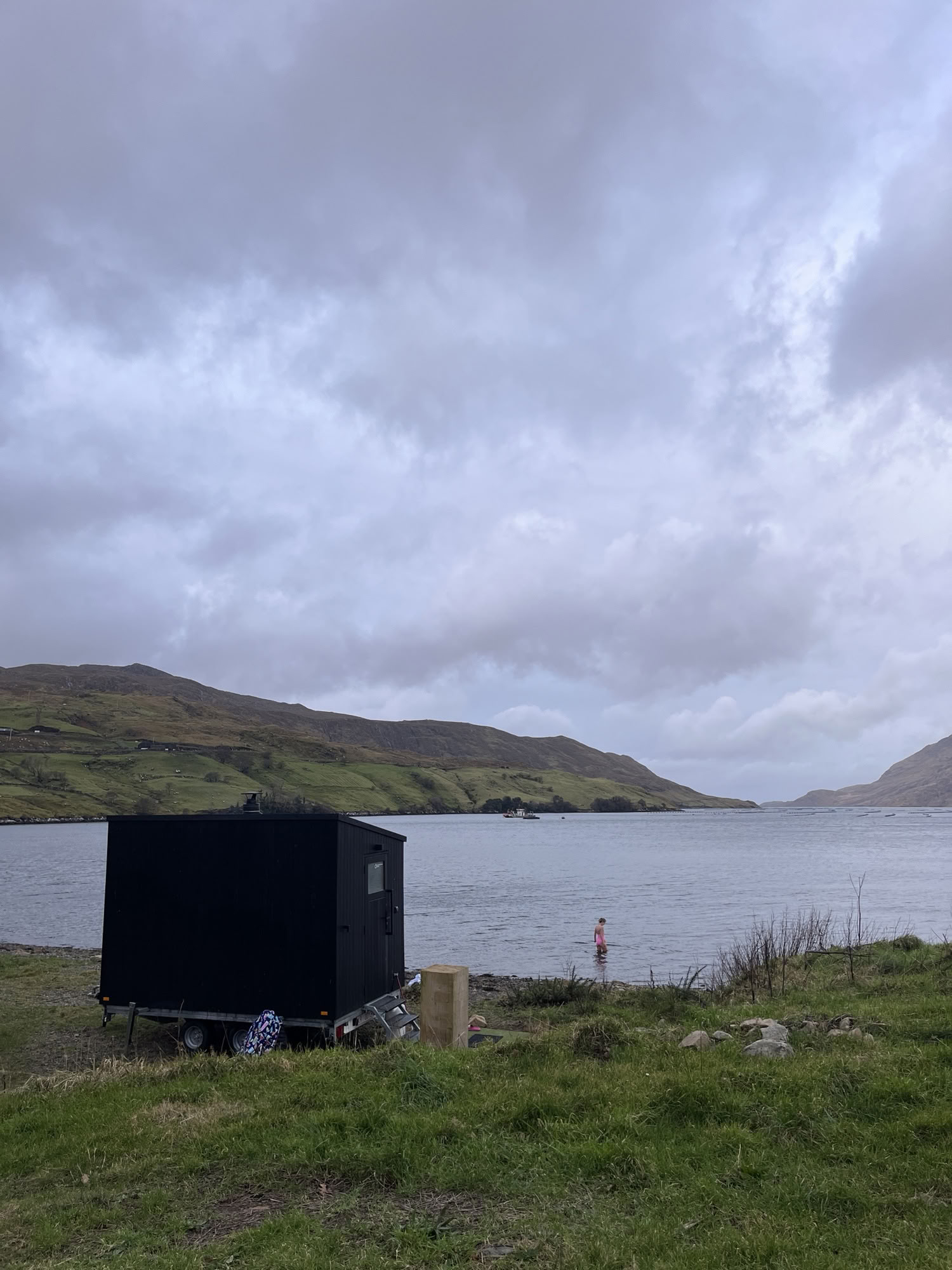 Fornyelsesretreat: En yoga- og wellnessweekend på Bere Island