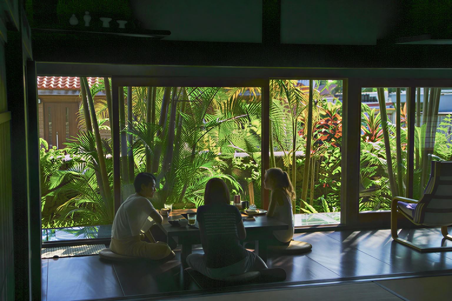Stille mindfulness-meditation og yoga-retreat