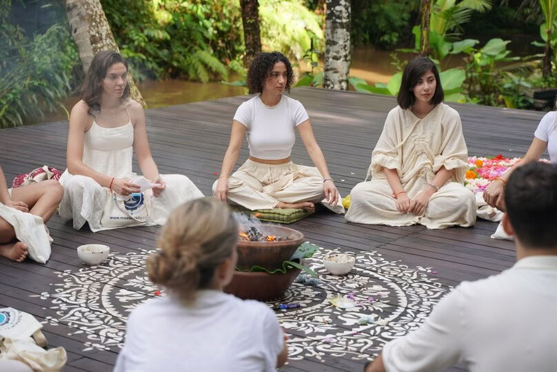 7-dages uddannelseskursus for aerial yoga-lærere på Bali