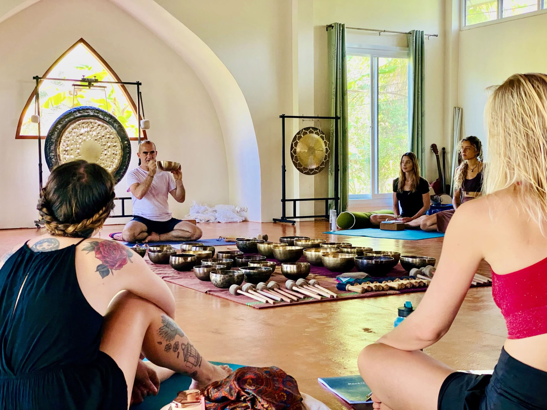 200 timers holistisk yoga- og lydterapi-læreruddannelse