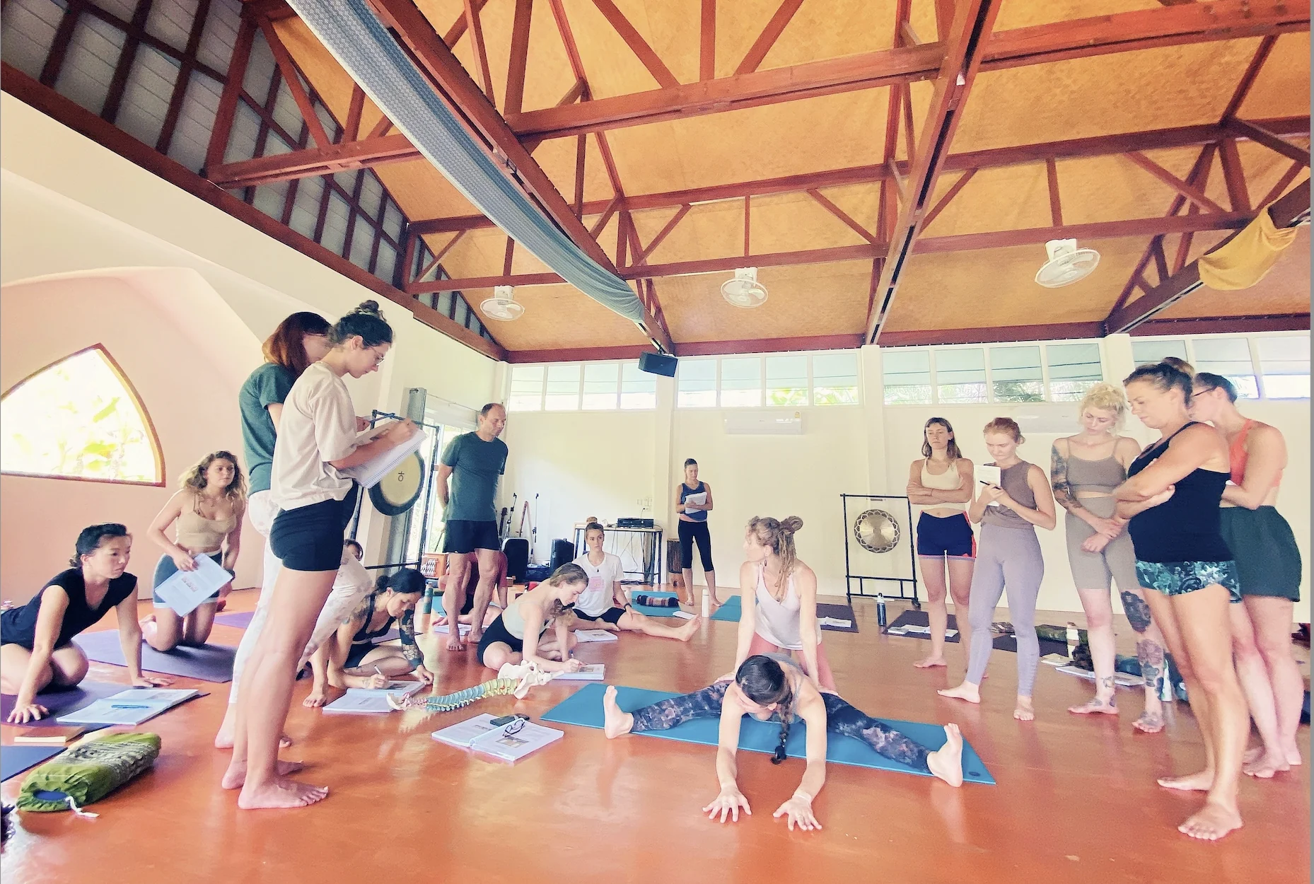 200-timers yogalæreruddannelse i Thailand