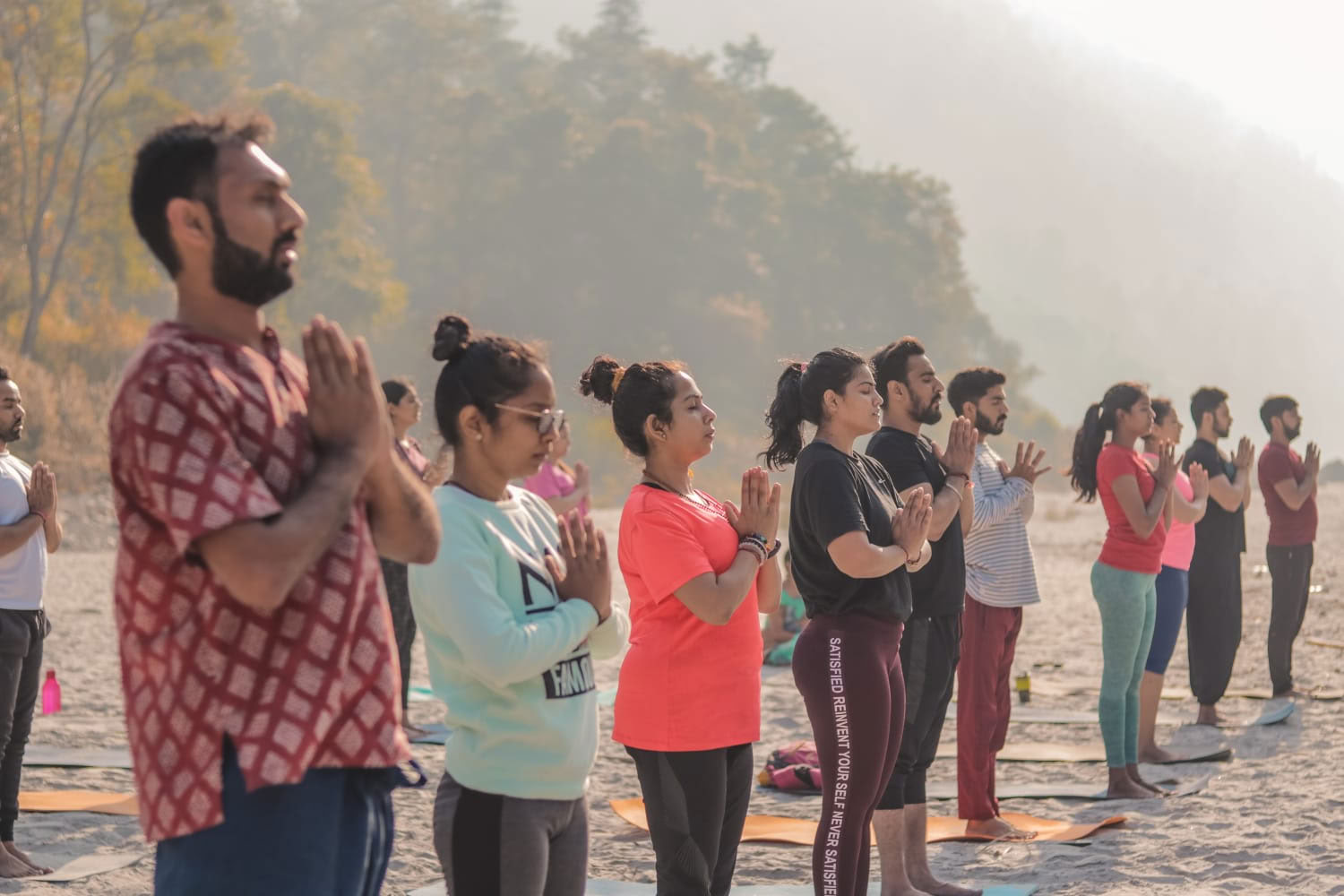 14 dages yoga-retreat i Rishikesh