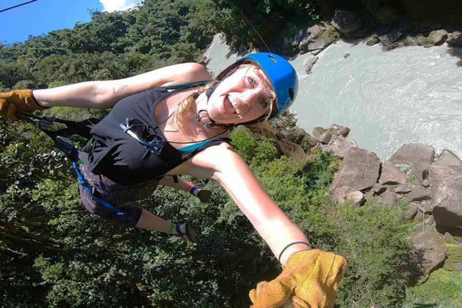 Ziplining på Pacuare-floden