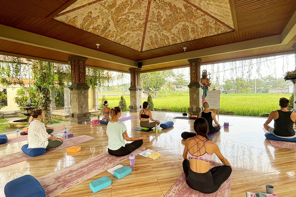 200 timers Ashtanga Vinyasa-yogalæreruddannelse på Bali