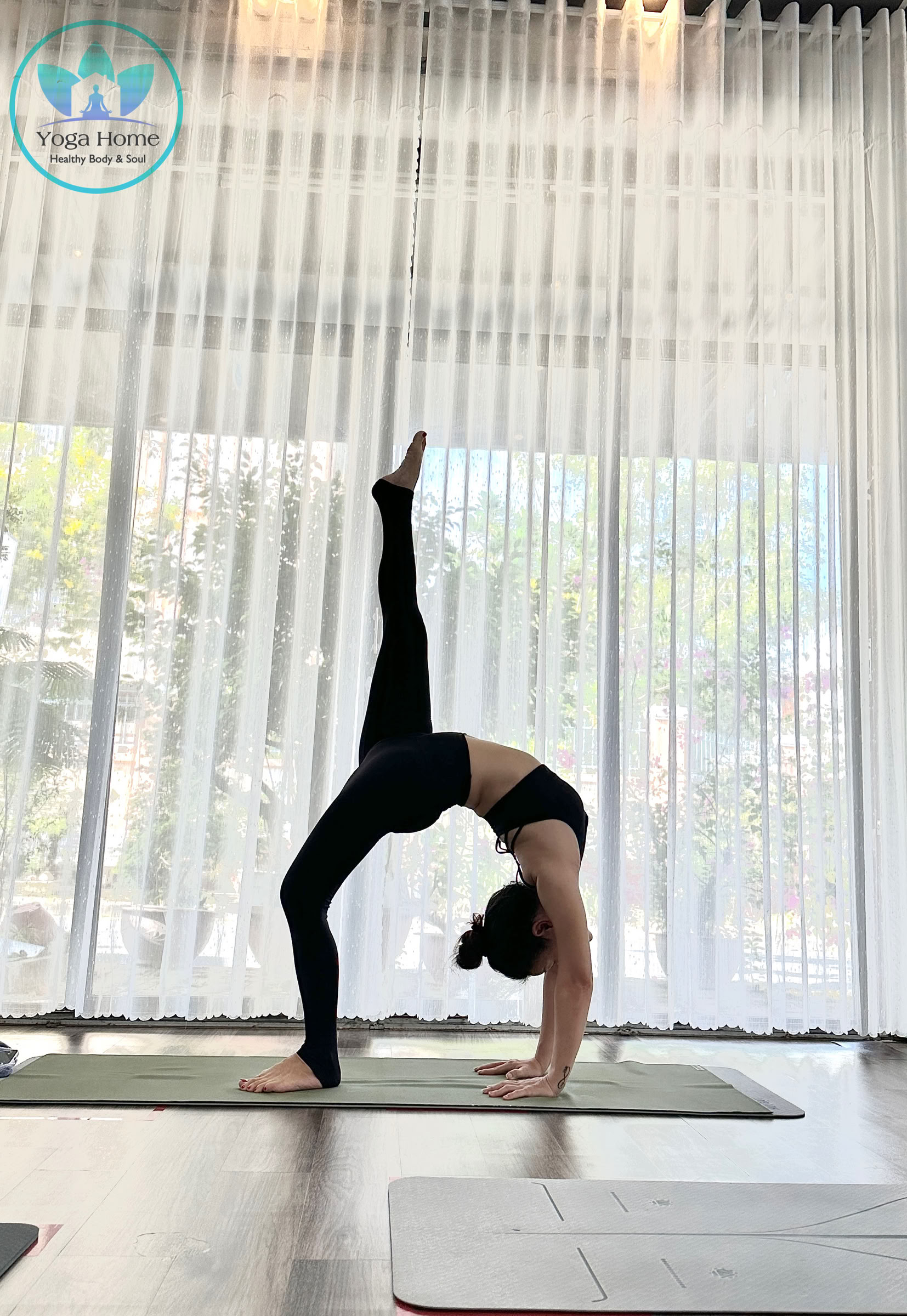 200-timers yogalæreruddannelse på Yoga Home School