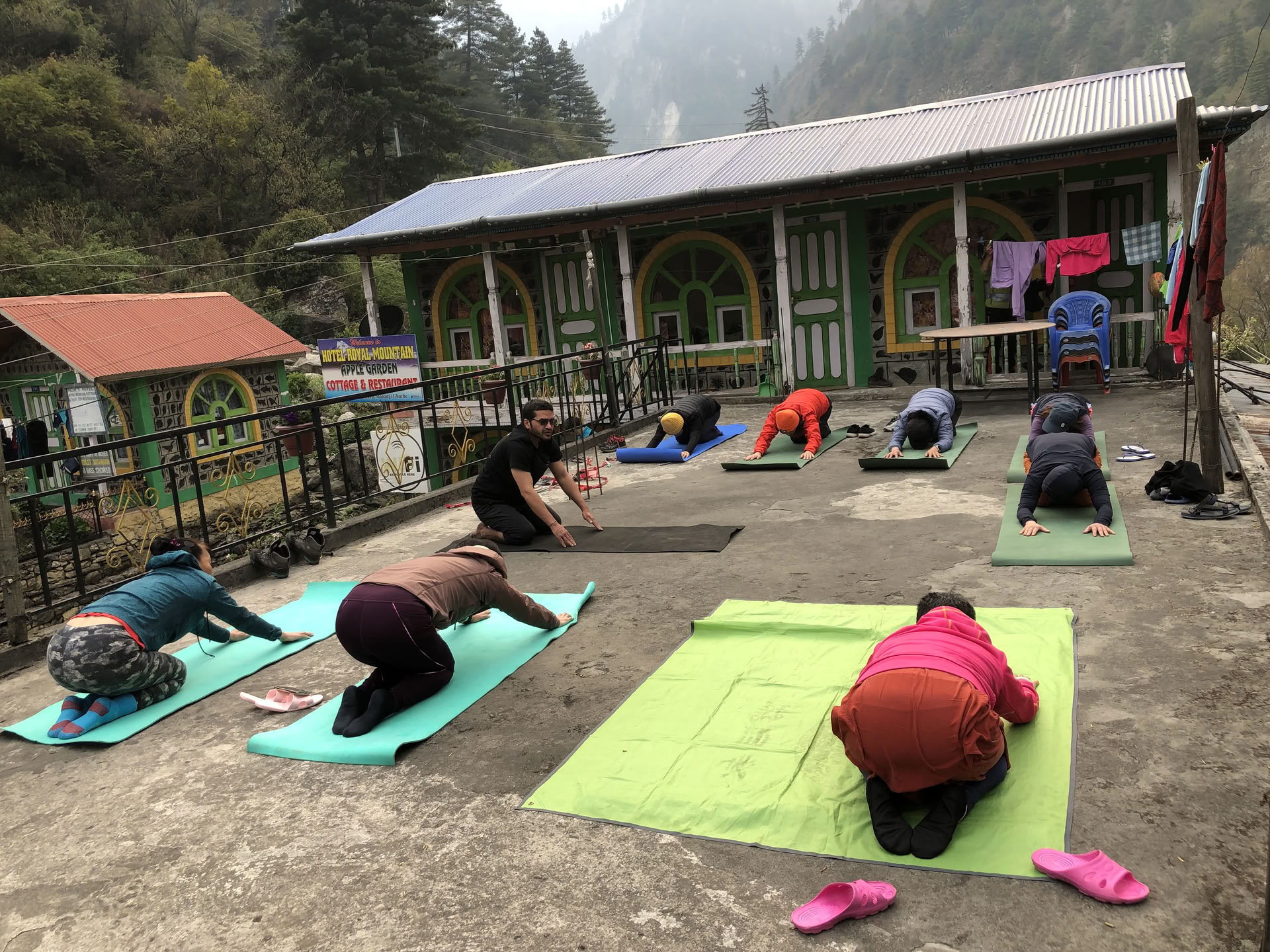 Yoga-trekking i Langtang-dalen i Nepal