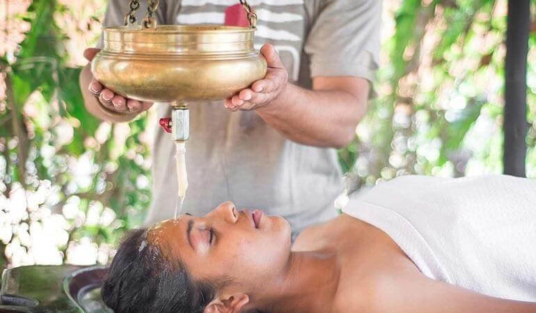 Helkropsdetoxifikation (Panchakarma) i Rishikesh
