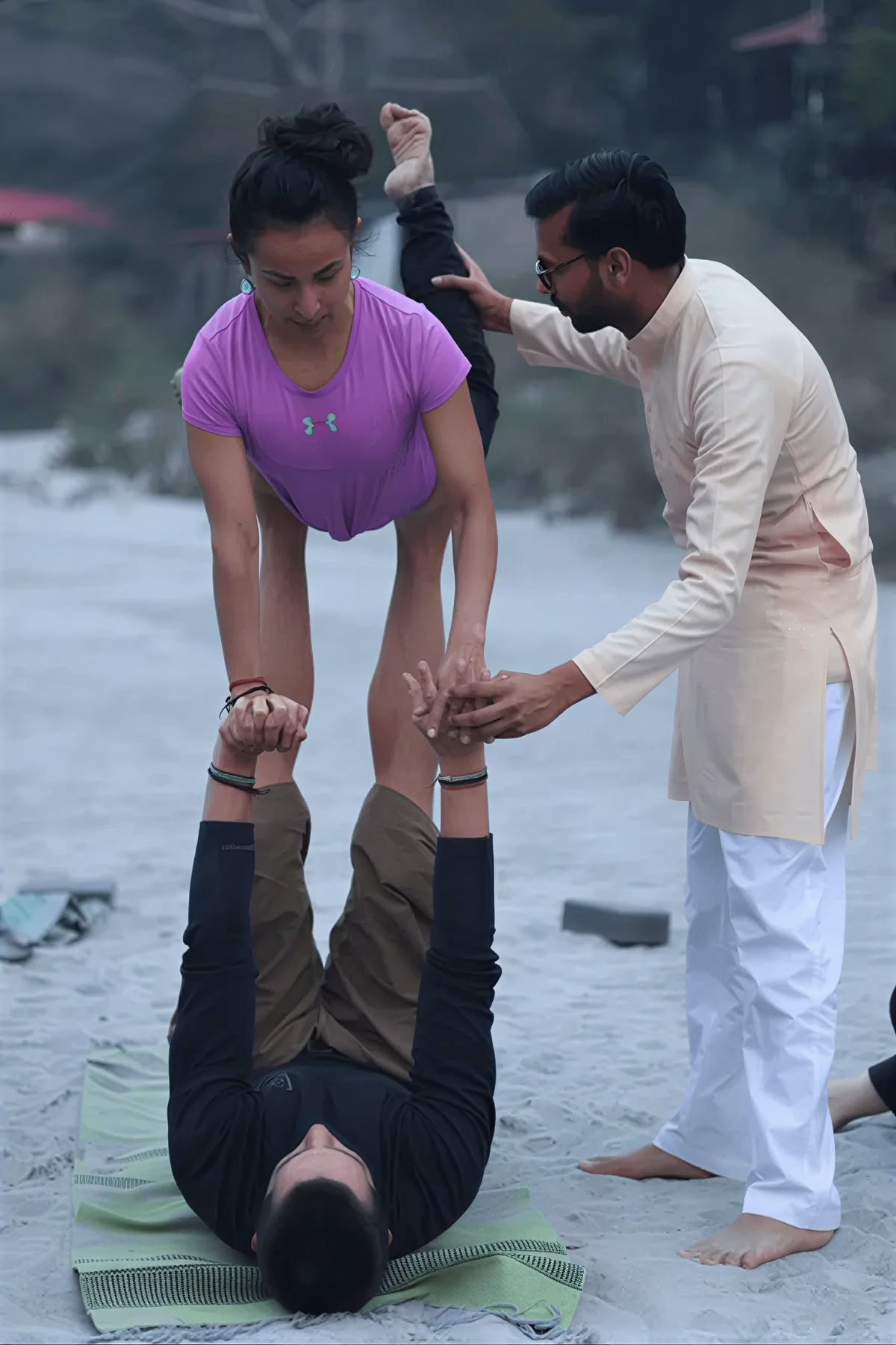 100 timers yogalæreruddannelse i Rishikesh, Indien