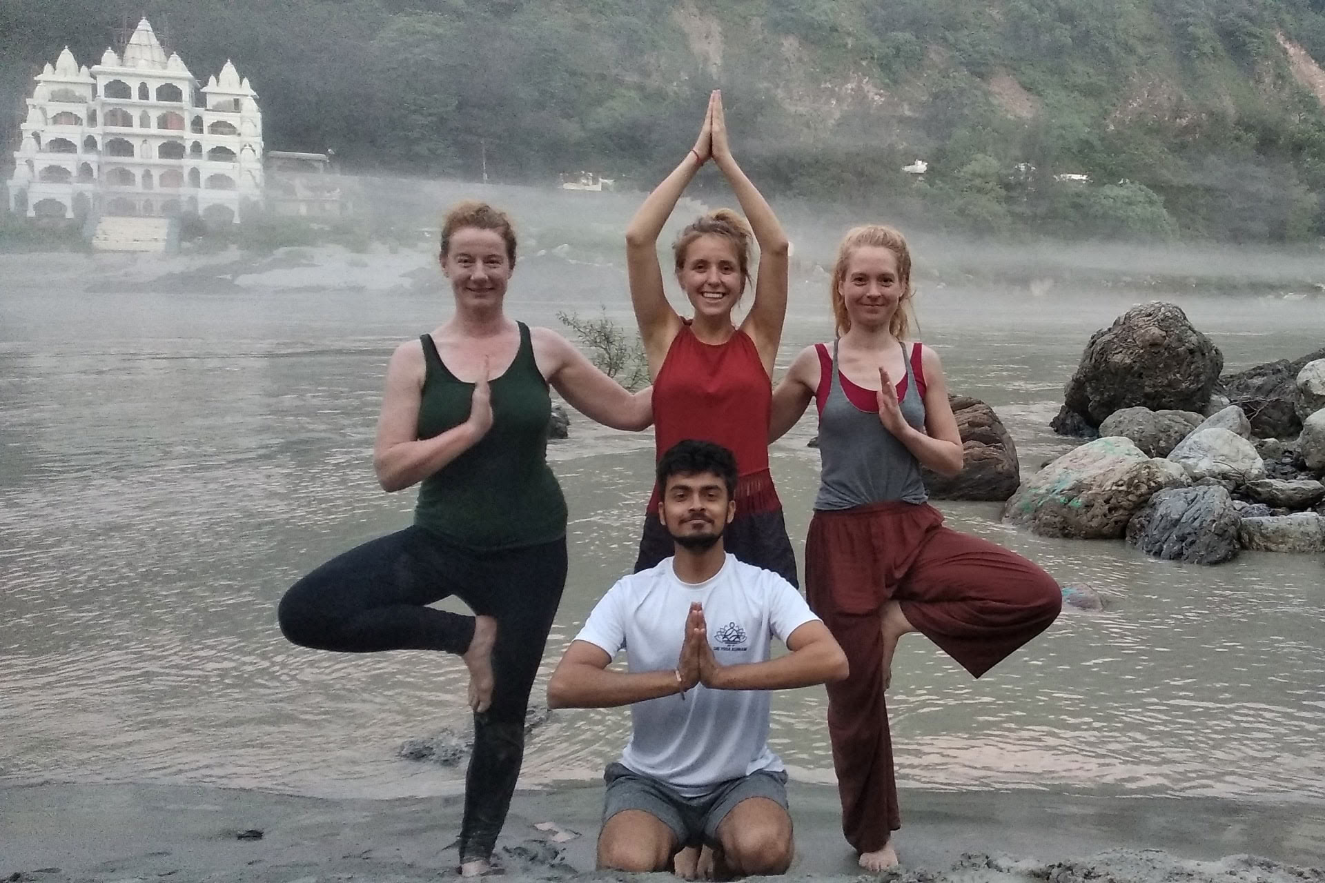 Yoga Nidra-kursus i Rishikesh