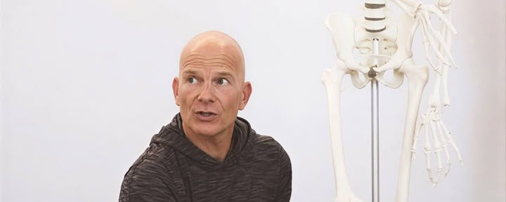 50-timers Yin Yoga- og Anatomi læreruddannelse I med Markus Henning Giess