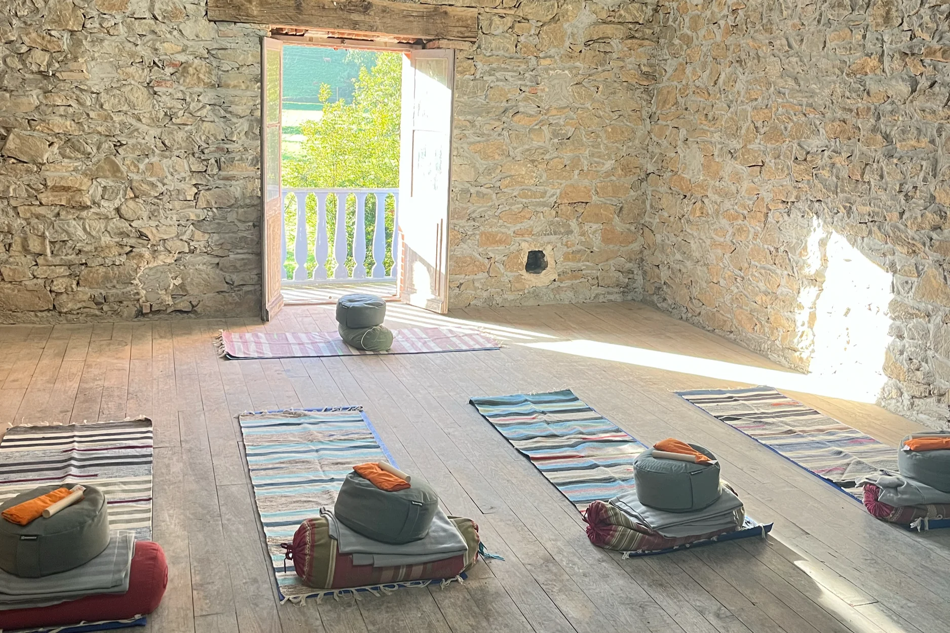 Yoga-, mindfulness- og naturforbindelsesworkshops