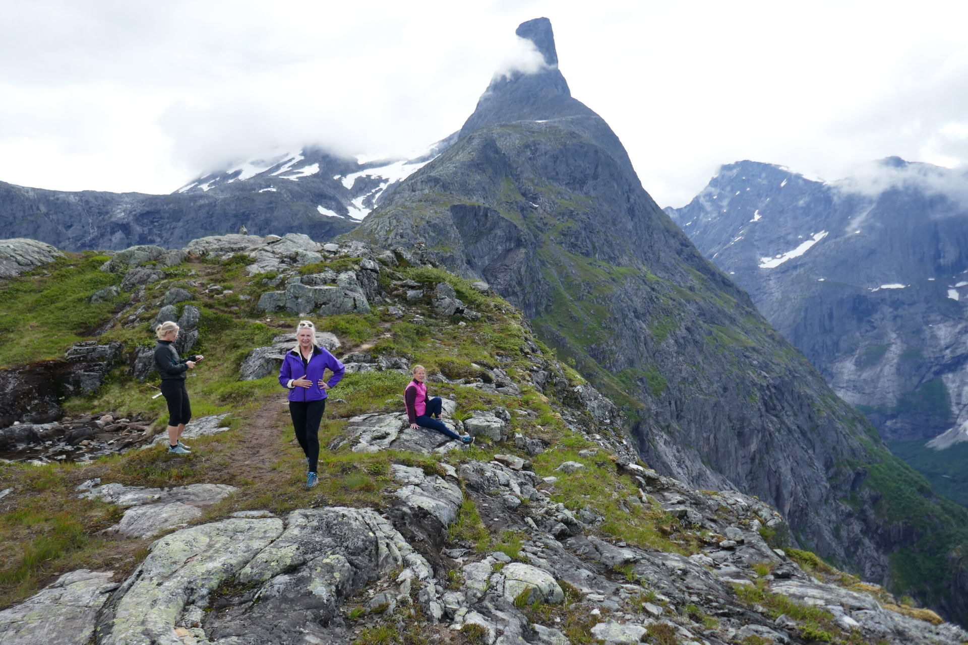 Vandreretreat kun for kvinder i spektakulære Norge – 7 dage