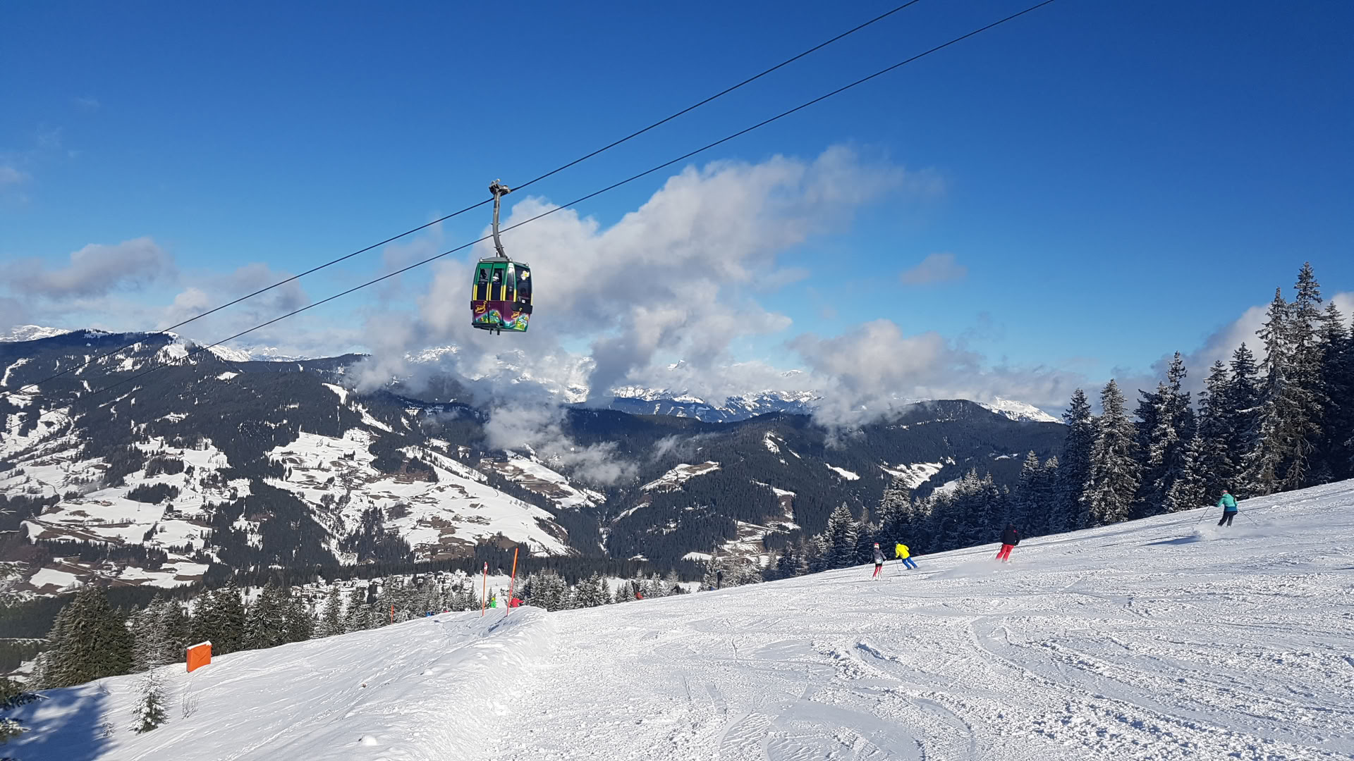 Vinteryogaretreat i de italienske Dolomitterne