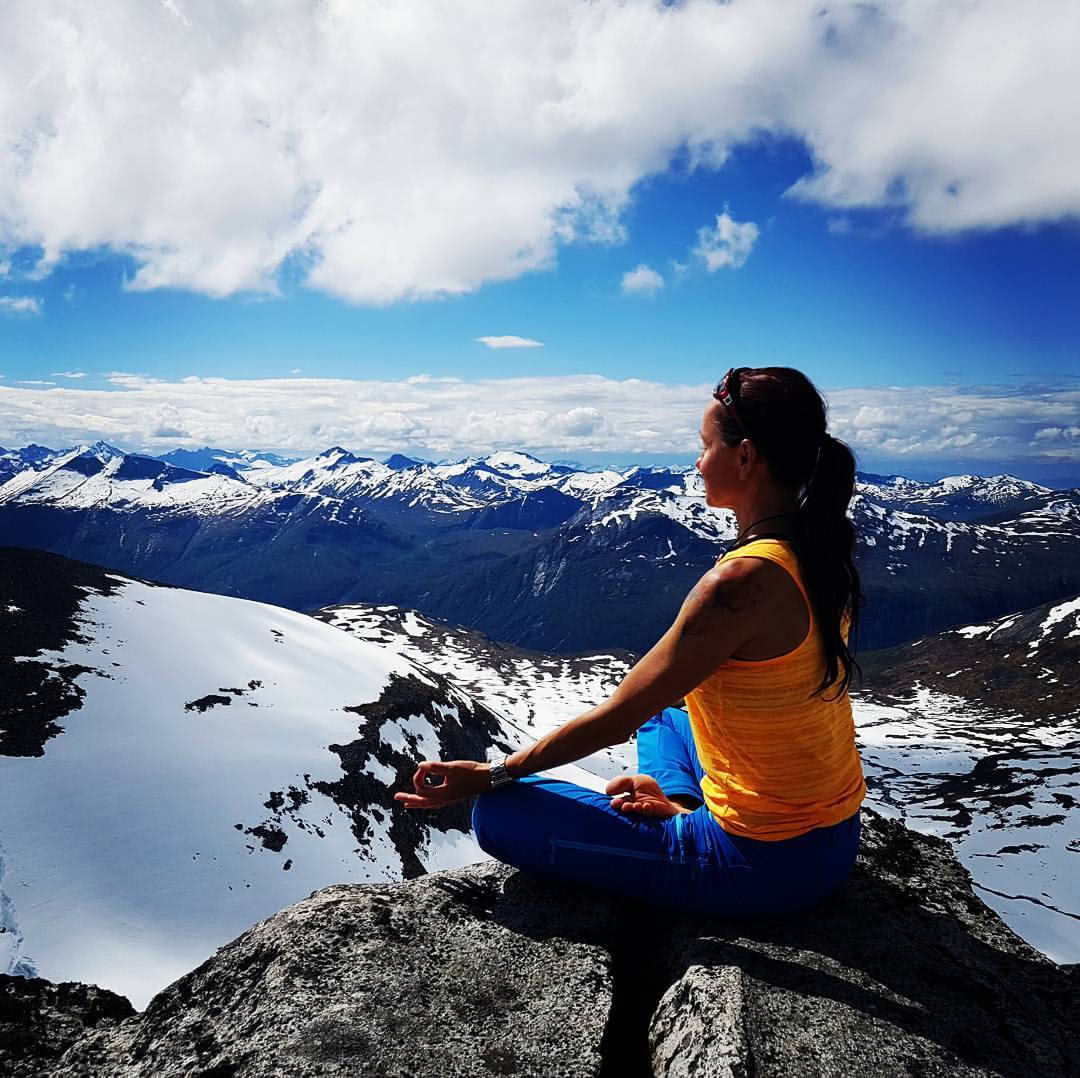 Yoga- og vandrerejse-retreat i Norge – 04.06.2027 Kun kvinder