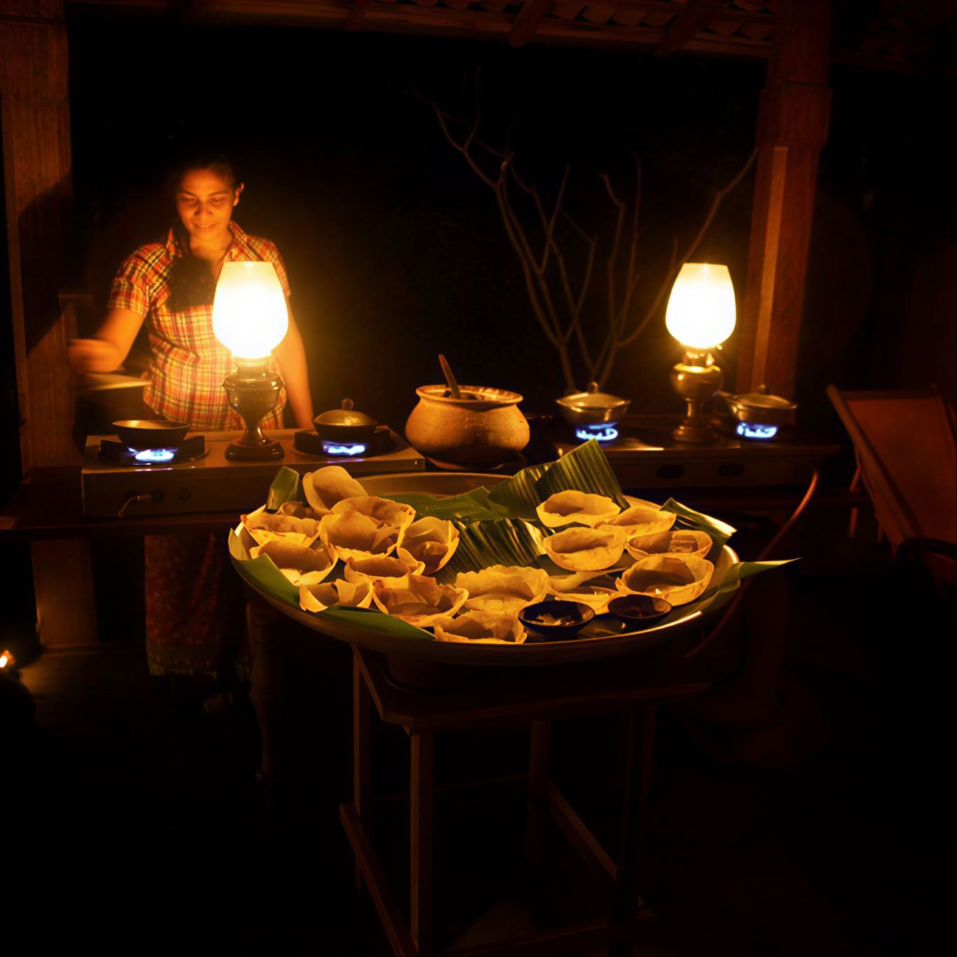 Florentina Lam-Clark - Foryngende yoga og lydhealing