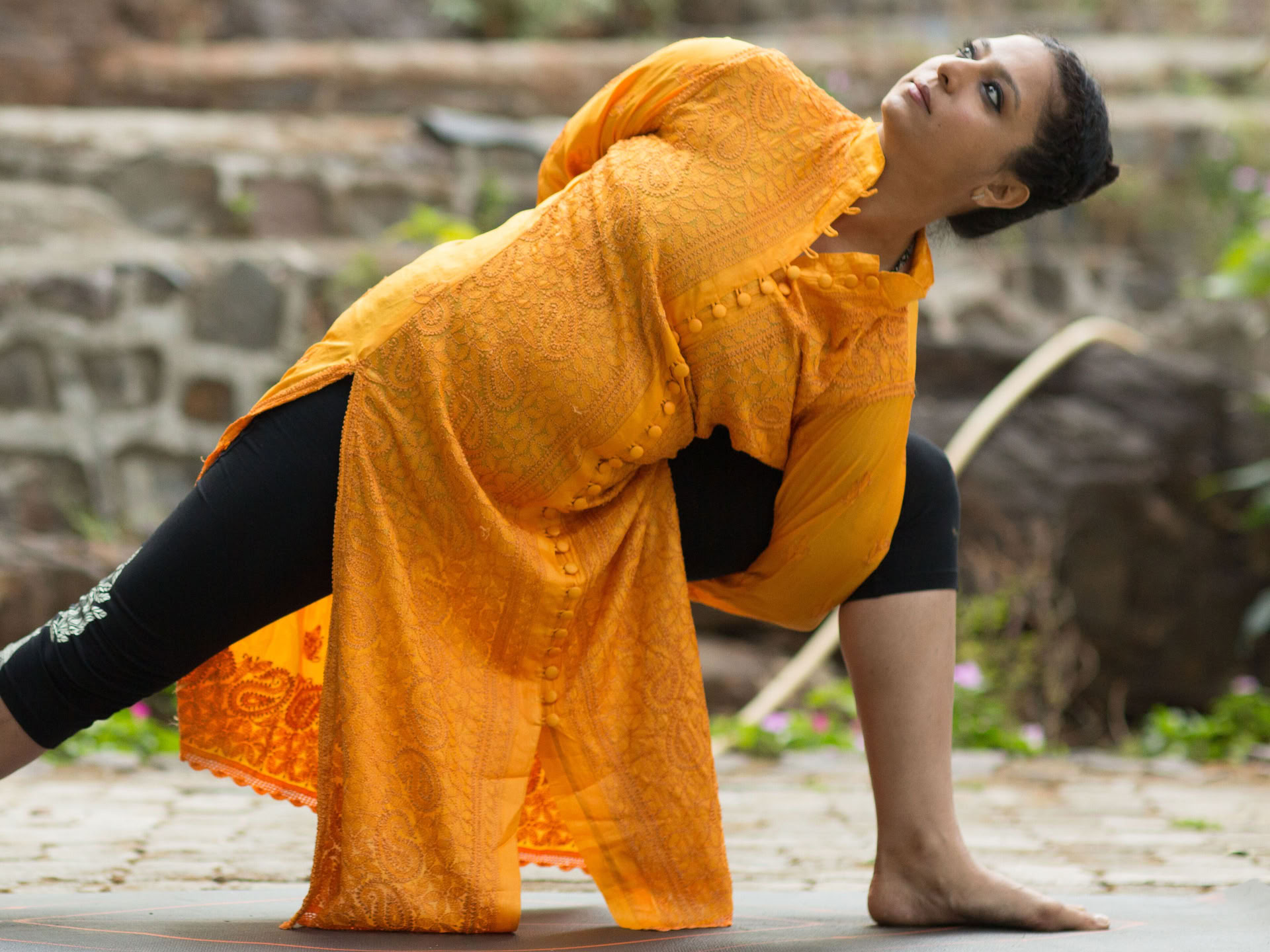 Samanta Duggal - Traditionel Hatha Yoga og Stressaflastning