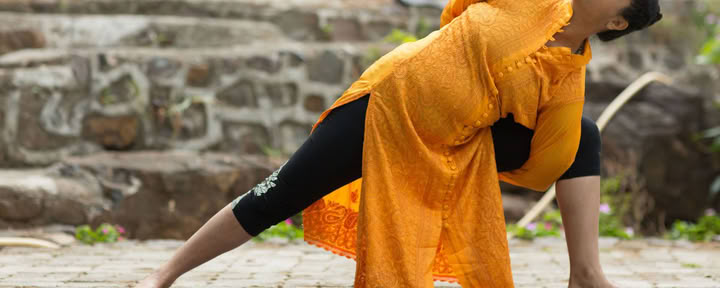 Samanta Duggal - Traditionel Hatha Yoga og Stressaflastning