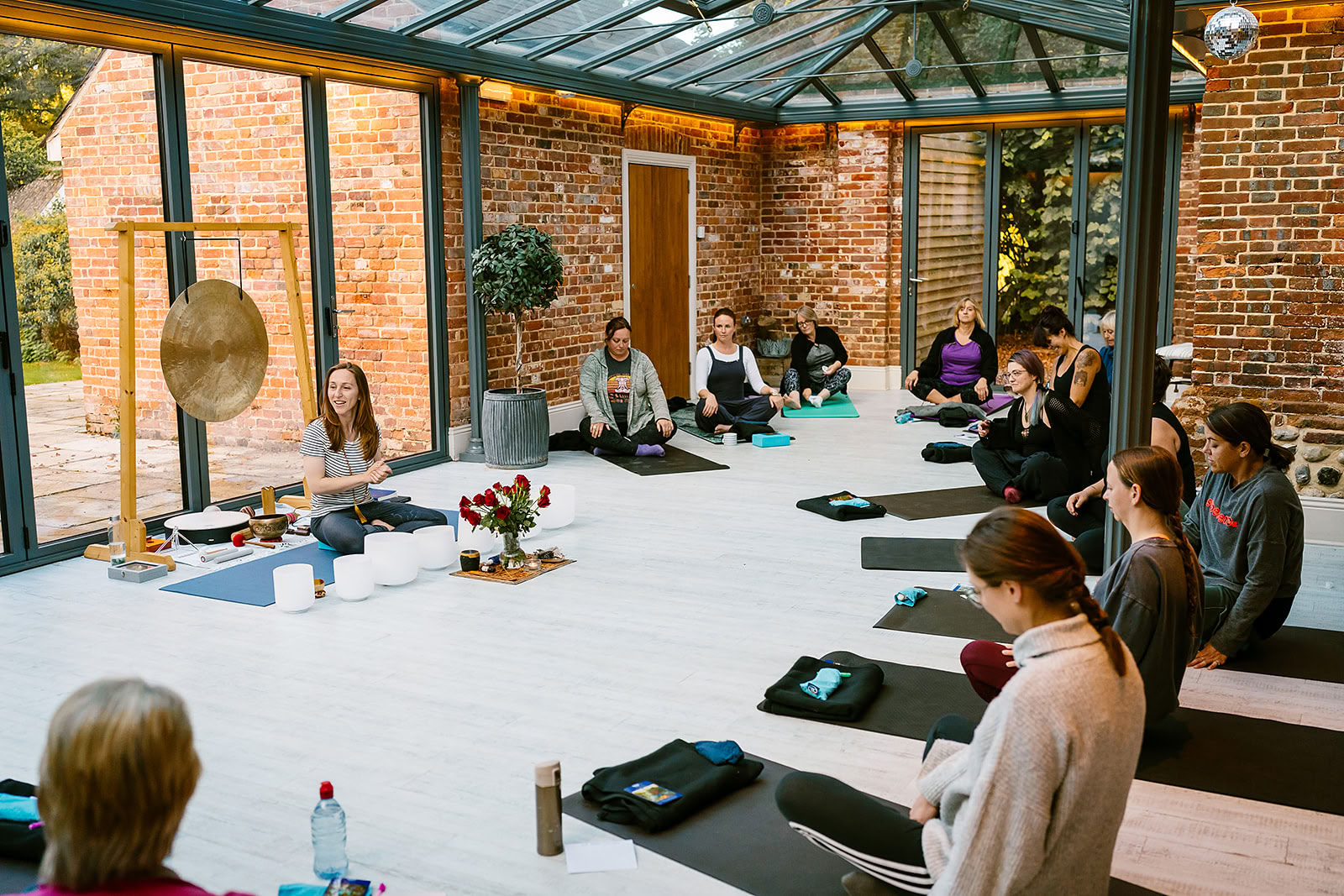 Yogauddannelsesretreat ved kysten i Norfolk – månedligt weekendkursus