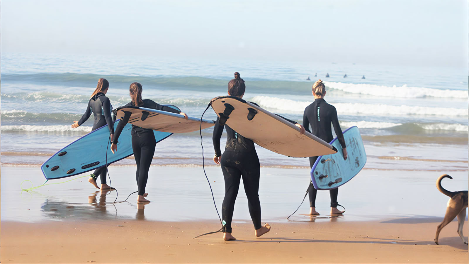 Surf- og yoga-pakke