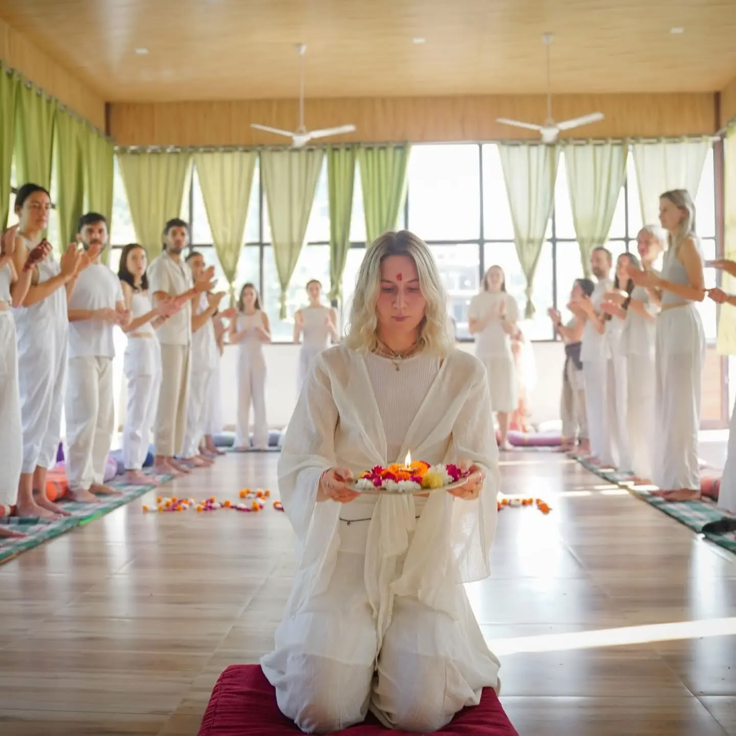 500-timers yogalæreruddannelseskursus i Rishikesh