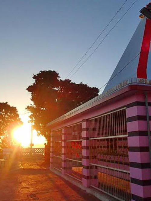 10 dages yoga-retreat i Rishikesh