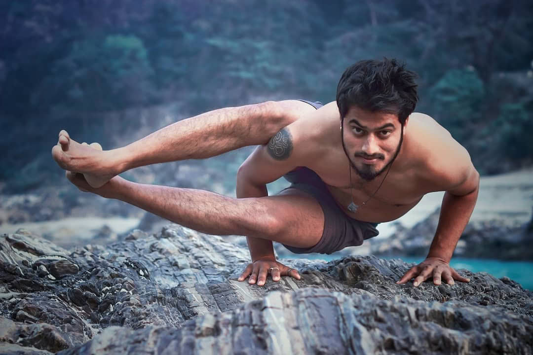 300 timers yogalæreruddannelse i Rishikesh – 1. jan. til 28. jan. 2027