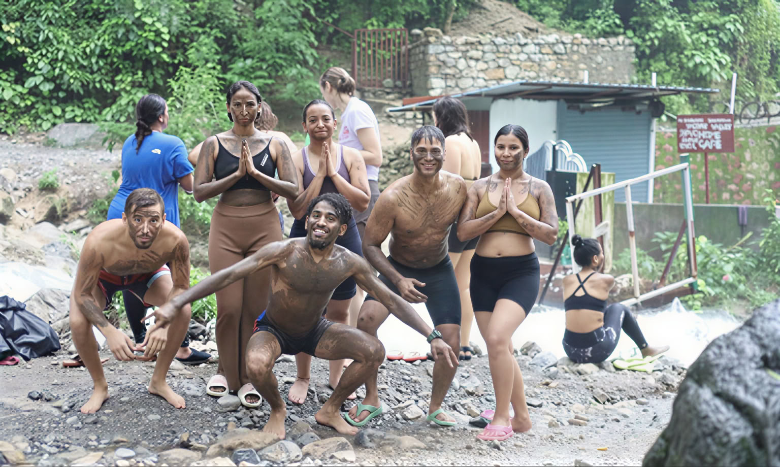 Aerial Yoga-læreruddannelse i Rishikesh, Indien