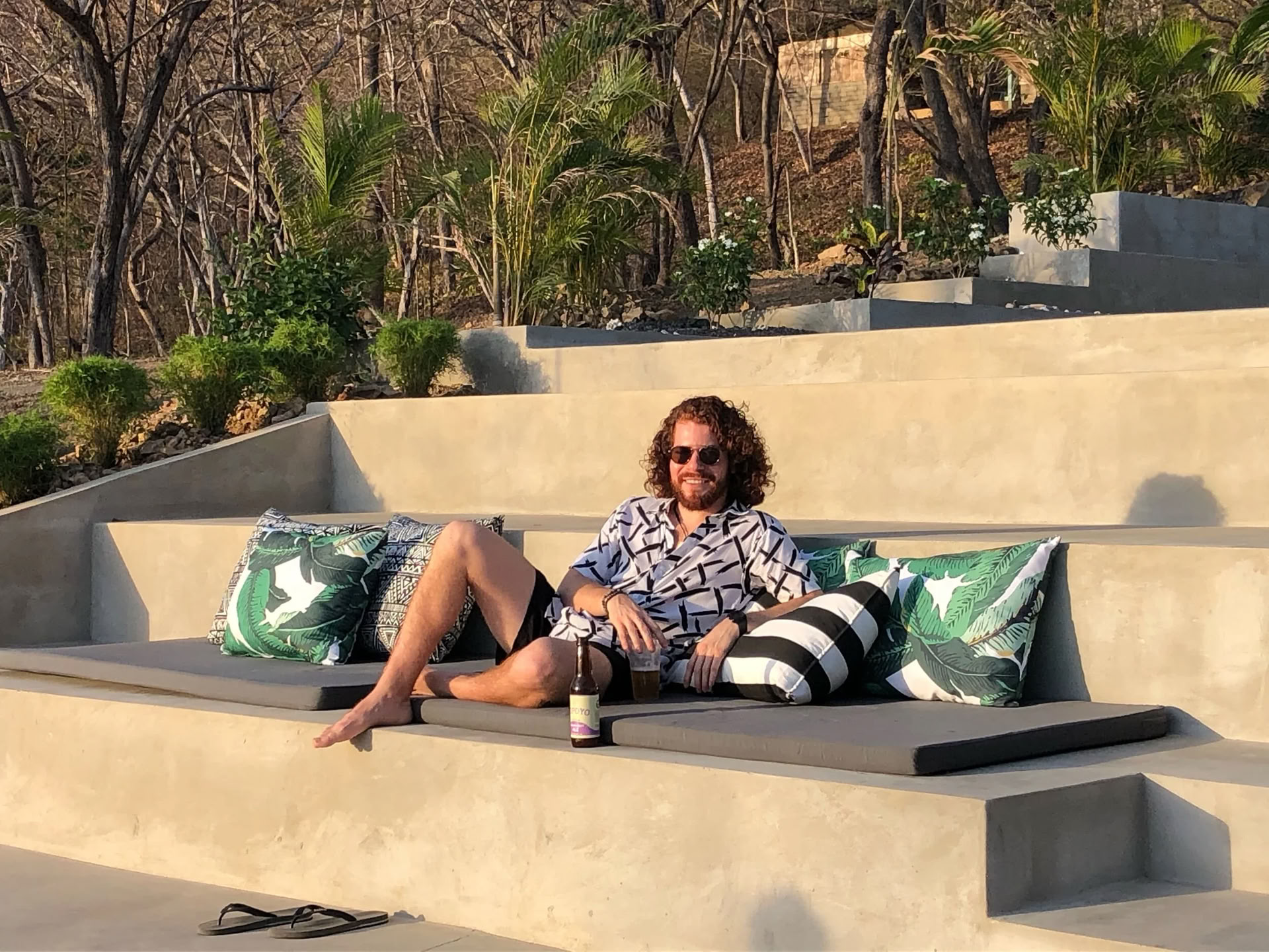 Flow Factory x Santosha Surf- og wellnessretreat