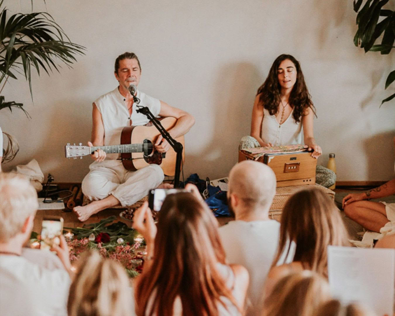 Strålende Selv Yoga- og Mantra-retreat