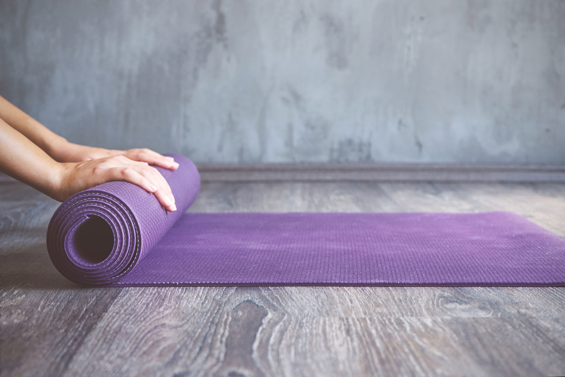 Lille gruppe fredagsyoga!