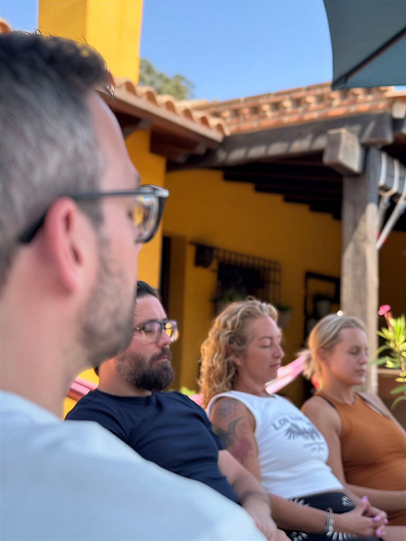 5 dages holistisk integrativ ayahuasca-retreat i lille gruppe med shamanisk åndedrætsarbejde og kambo i Malaga, Spanien