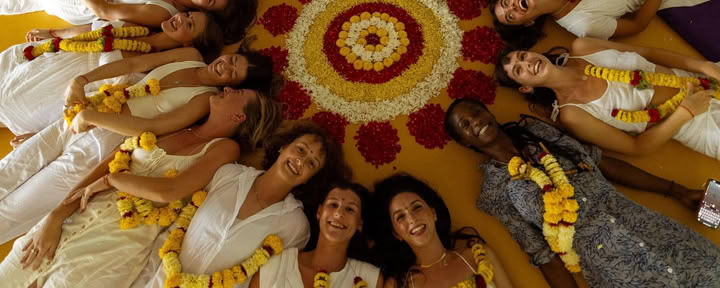 100-timers avanceret yogalæreruddannelse i Vinyasa Flow – Indien