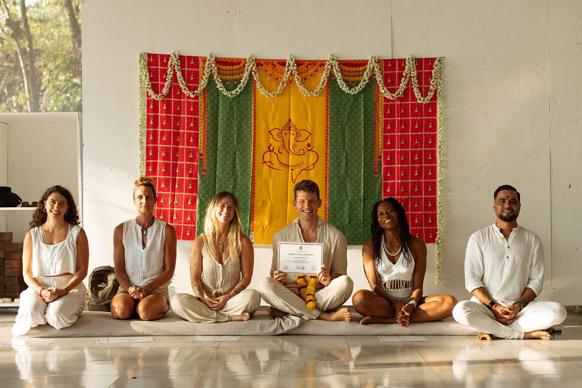 50-timers Yin Yoga grunduddannelse TTC – Indien