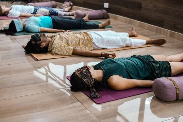 100-timers uddannelseskursus for lydhealinglærere i Rishikesh