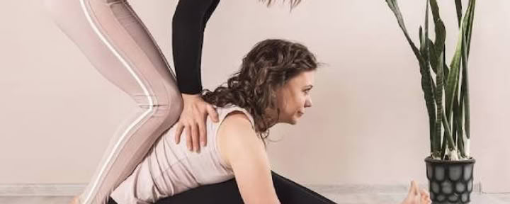 100 timers yogaterapi TTC i Rishikesh