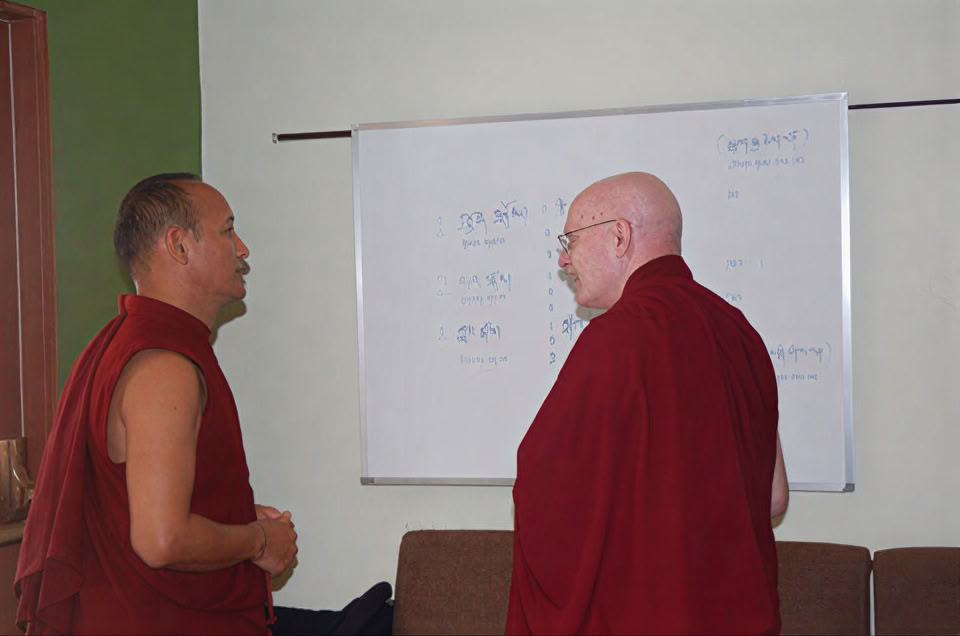 Ngondro (kl. 18.00) & stille meditation (kl. 18.30)