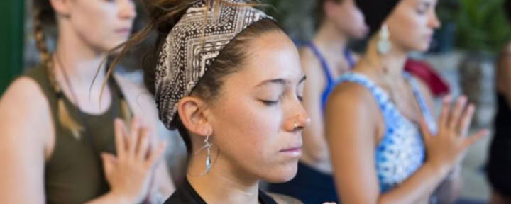 200 timers yogalæreruddannelse – Kenya