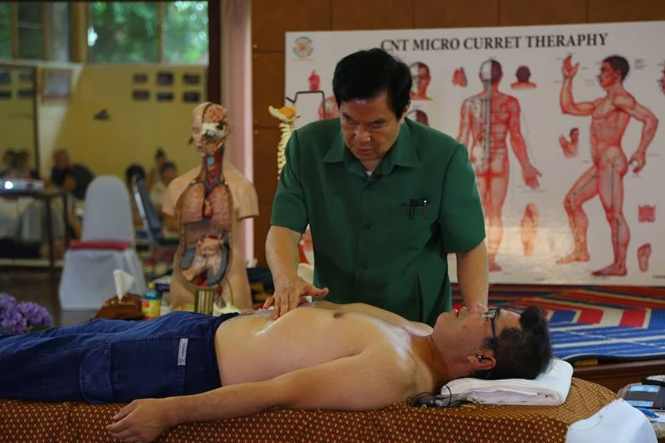 Chi Nei Tsang- og Tok Sen-behandlinger