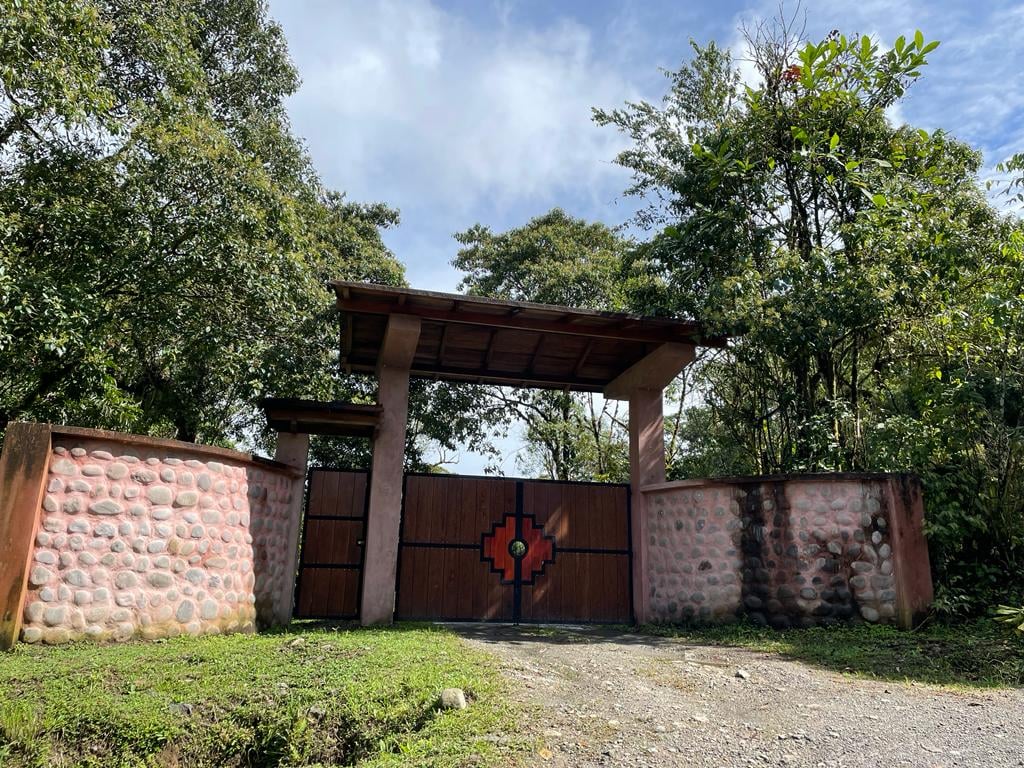 Hayulima: Spirituelle og plantemedicinske retreats