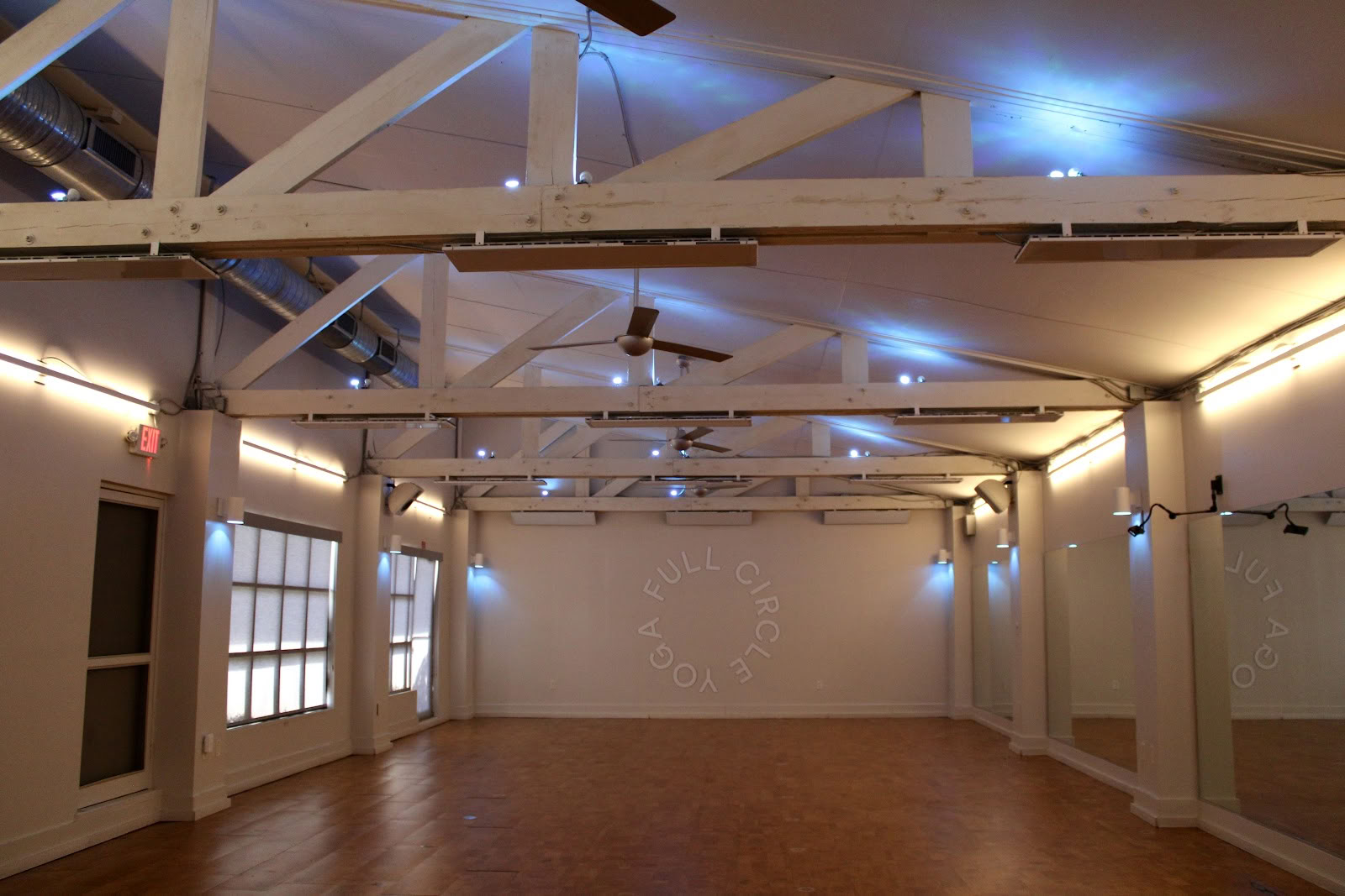 Fuld Cirkel Yoga