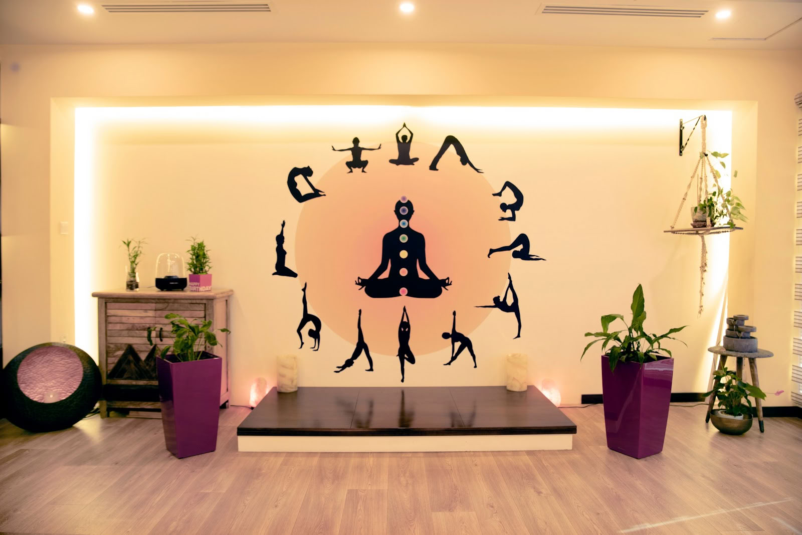 Pratimoksha Dubai - Det Oplyste Yoga Center
