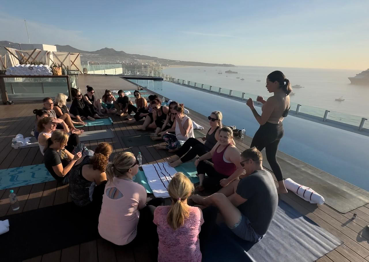 Baja Moon Yoga – Cabo Yoga Shala · Polterabend Erhverv Privat Fritid
