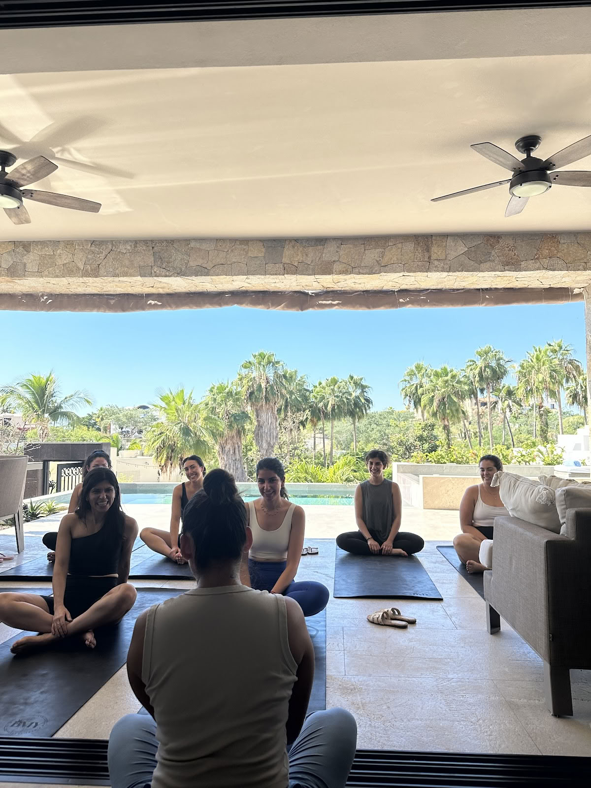 Baja Moon Yoga – Cabo Yoga Shala · Polterabend Erhverv Privat Fritid