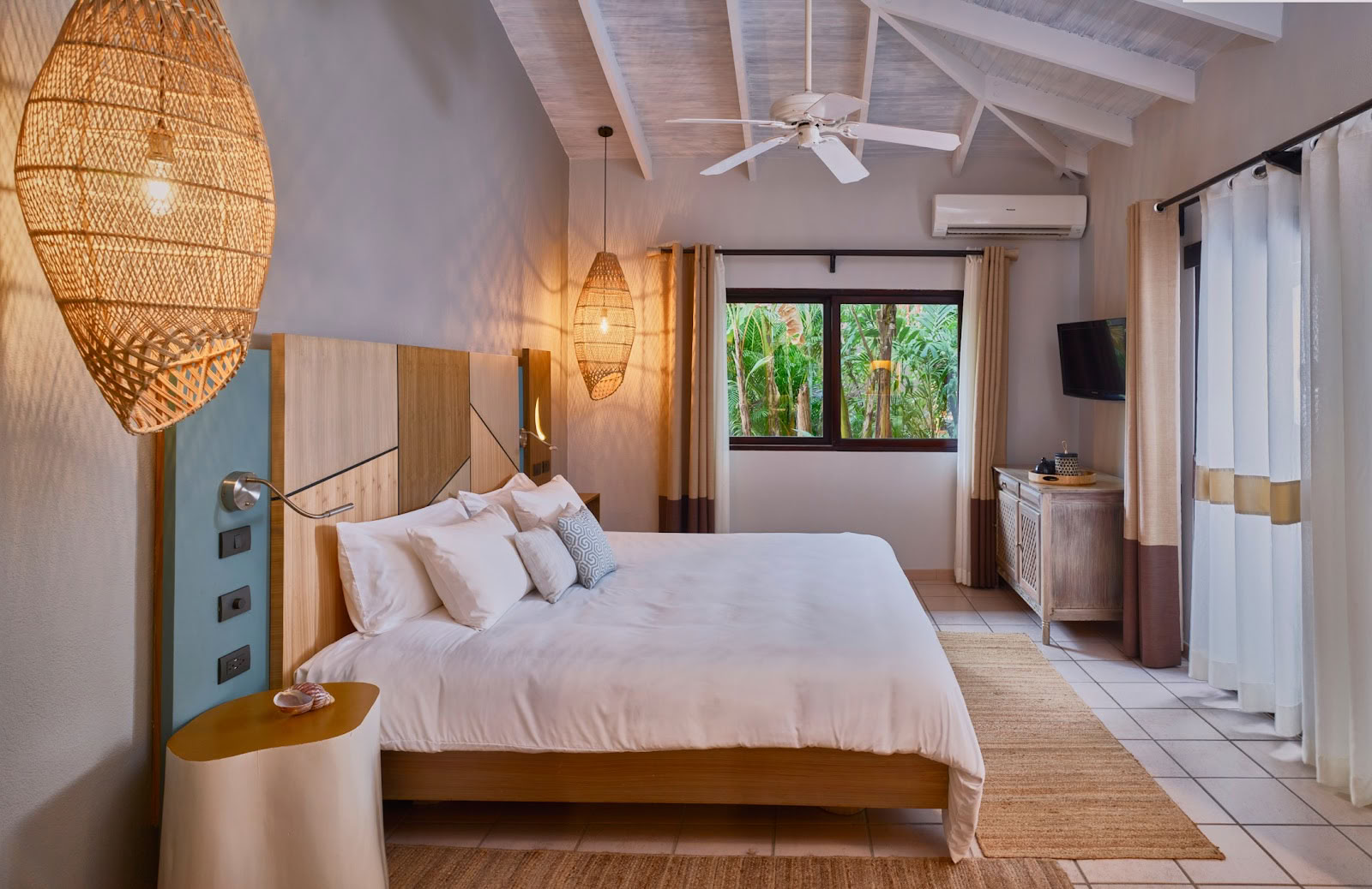 Cala Luna Boutique Hotel
